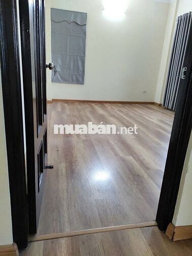 Cần cho thuê căn tầng 8 nhà CT2A khu đô thị Mễ Trì Hạ 85m2,2N, 1VS