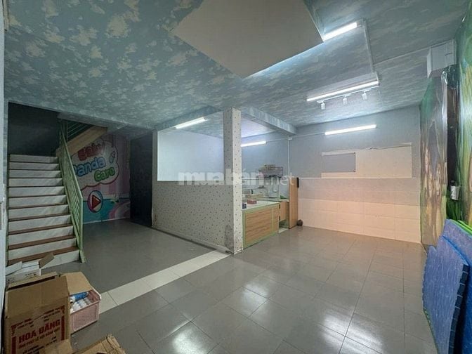 Bán nhà đẹp 227 Đồng Đen, P.11, Tân Bình, 6.4x27m