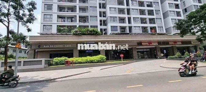 Cho thuê MB shophouse rộng 100m2 ngay Hồng Hà Tân Bình