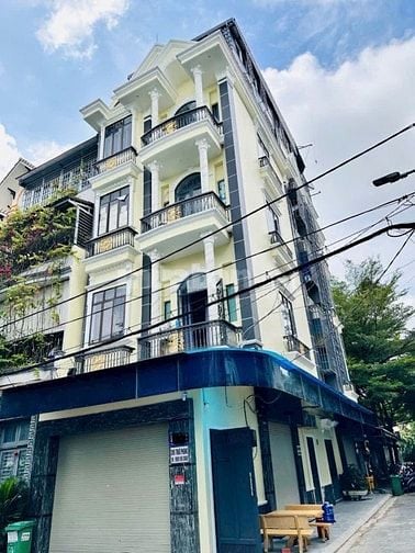 🌈 BÁN CHDV 5LẦU ĐƯỜNG PHẠM HUY THÔNG , P6 , QUẬN - GV