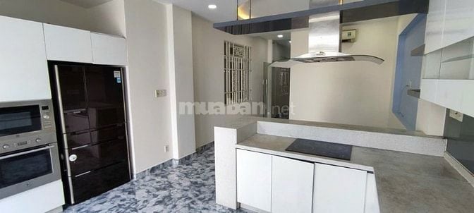 BÁN NHÀ XÂY 6 TẦNG - MT HOÀNG HOA THÁM GIÁ 25.5 TỶ