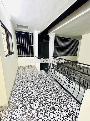 Bán nhà phố Nam Dư - Ô tô đỗ cổng - Nhà 5 tầng mới. Giá: 6,2 tỷ
