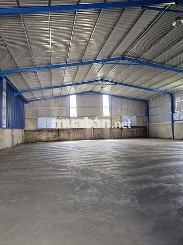 Cho thuê kho xưởng dg ao đôi , bình tân DT 700 m2 giá 70tr mới 100%