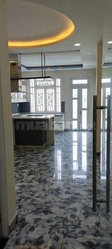 BÁN NHÀ XÂY 6 TẦNG - MT HOÀNG HOA THÁM GIÁ 25.5 TỶ