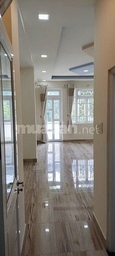 BÁN NHÀ XÂY 6 TẦNG - MT HOÀNG HOA THÁM GIÁ 25.5 TỶ