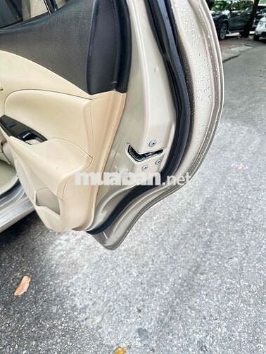 gia đình bác phú cần bán vios bản e số sàn 2019