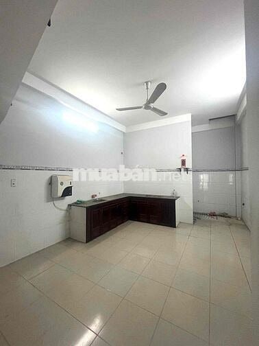 💰💰💰 TRỆT 3LẦU: 3PN rộng, 3WC (4❌15m) - HẺM XE TẢI ĐƯỜNG SỐ 2, P16, GV