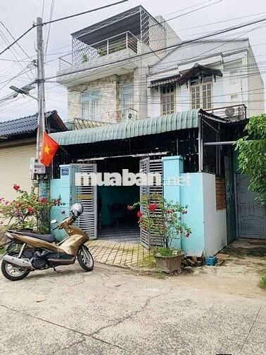 Cho thuê nhà sân xe hơi ,có nội thất Tân Đông Hiệp