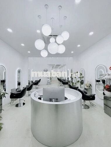 MẶT TIỀN NƠ TRANG LONG 6X15M NHÀ MỚI VỊ TRÍ ĐẸP PHÙ HỢP MỞ SPA,...
