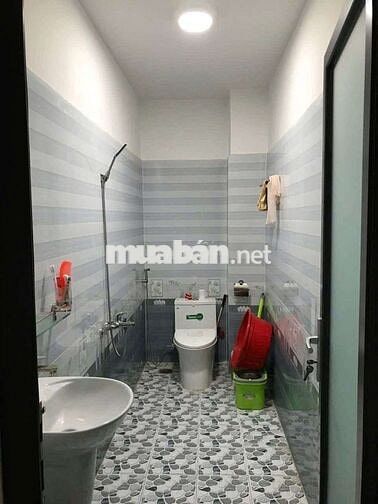 Cho thuê nhà có nội thất gần siêu thị Go
