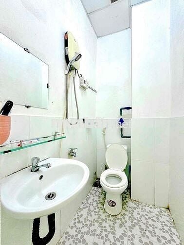 Cho thuê phòng ở Trần Hưng Đạo Q1 gần cầu NGUYỄN VĂN CỪ - BÙI VIỆN