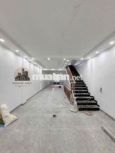Cho Thuê Nhà Kinh Doanh Mới Xây Đường Trần Phú