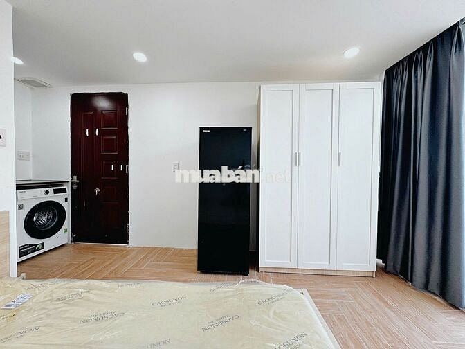 1PN RỘNG 40M2 - HUỲNH VĂN BÁNH, PHÚ NHUẬN - BAN CONG, FULL NỘI THẤT