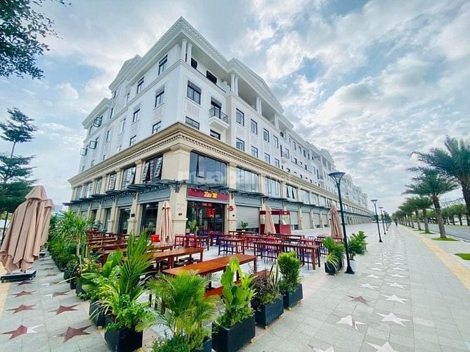 Nắm full giỏ hàng cho thuê nhà phố - Manhattan Vinhomes Grand Park