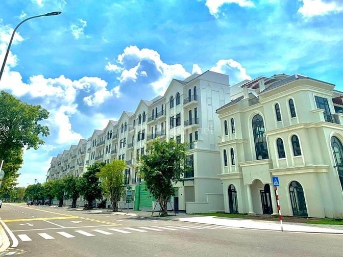 Nắm full giỏ hàng cho thuê nhà phố - Manhattan Vinhomes Grand Park