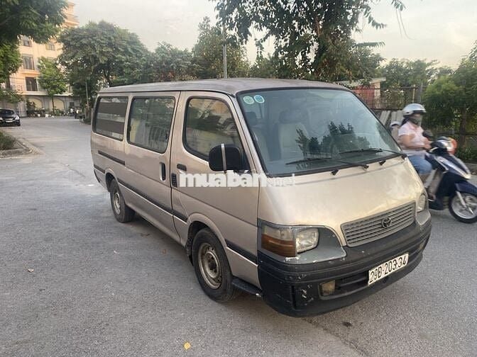 Toyota Hiace 2002 - 30000 km
