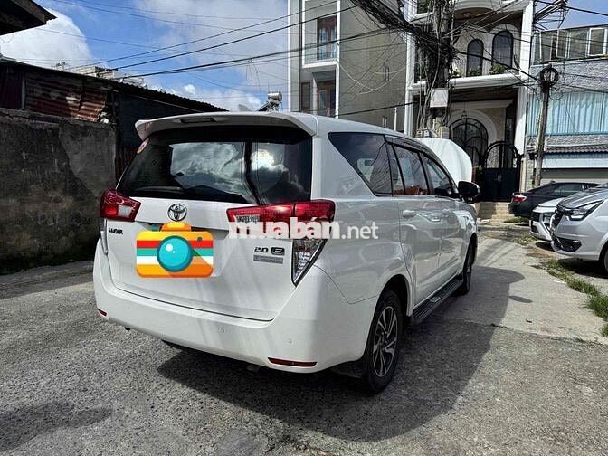 Toyota Innova 2022 E 2.0 MT - 88000 km