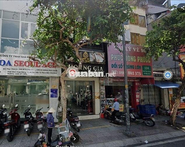 Nhà mặt tiền 3 phòng ngủ, đường Đinh Tiên Hoàng