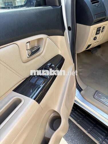 Toyota Fortuner 2016 2.7V 4X2 AT - 96000 km