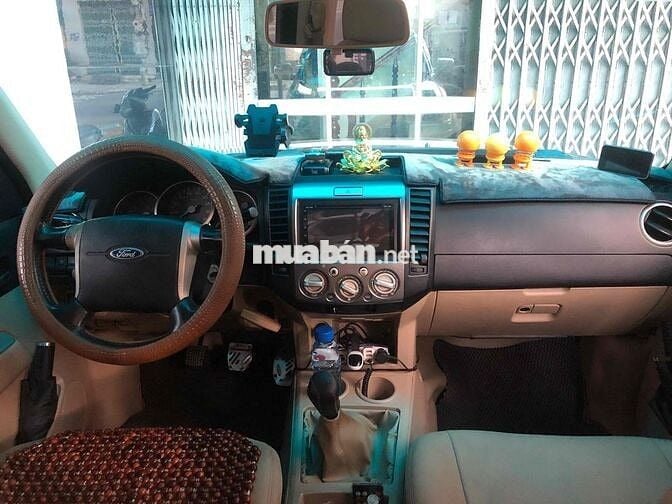 Ford Everest 2008 2.5L 4x2 MT - 93000 km