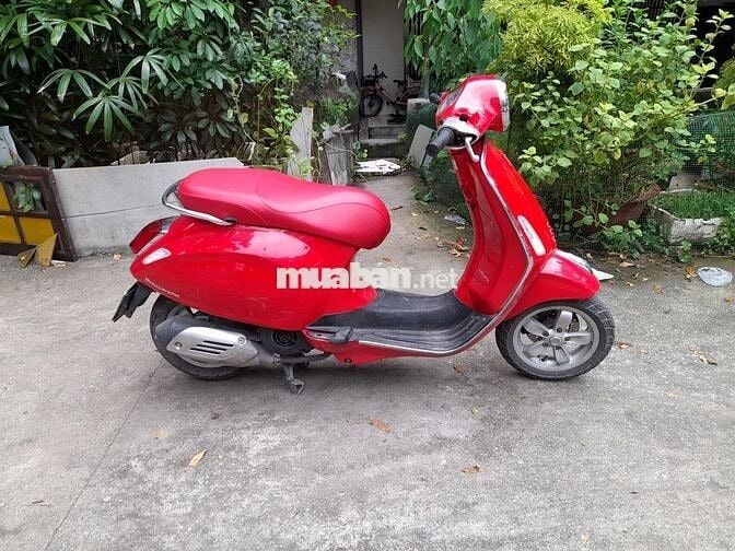 Dư dùng giá đình thành chiếc xe piaggio.primavera1