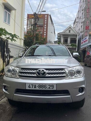 Toyota Fortuner 2010 2.5G - 180000 km