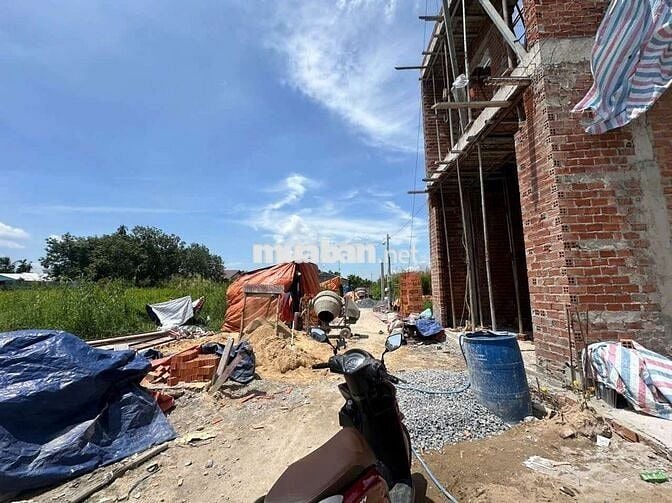 Đất Khu Huỳnh Thị Quyến giá 2ty450