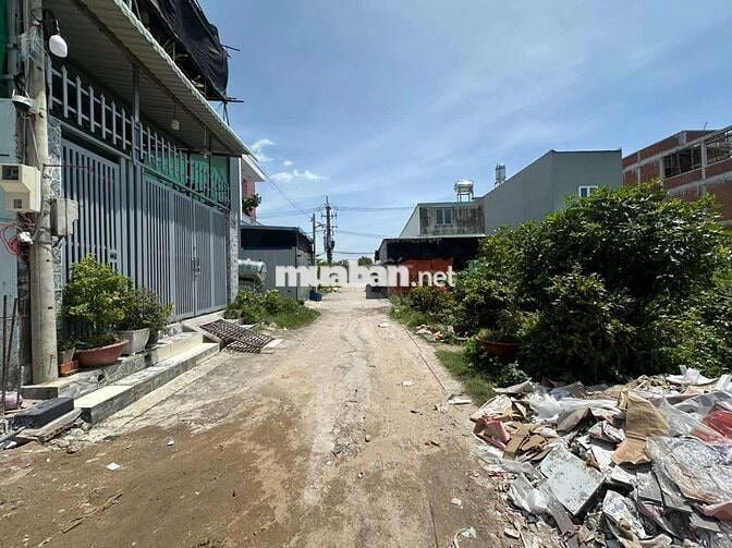 Đất Khu Huỳnh Thị Quyến giá 2ty450