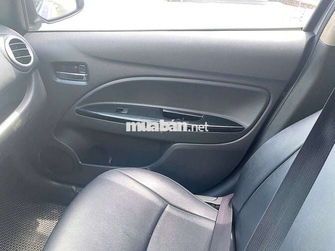 Mitsu attrage2018 1.2 MT bản đủ - 79000 km