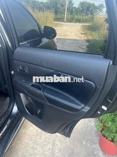 Mitsubishi Outlander 2023 2.0 CVT - 24000 km
