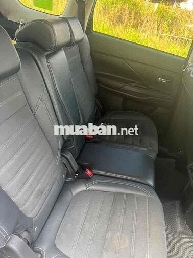 Mitsubishi Outlander 2023 2.0 CVT - 24000 km