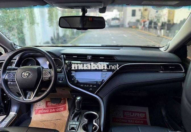 Camry 2019 2.5Q có thương thảo