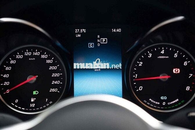 LONG ANH AUTO về Mercedes C200FL 2019