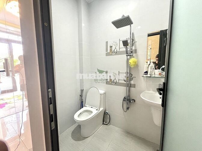 CHO THUÊ NHÀ KINH DOANH KHU ACC VƯỜN XOÀI 9 PHÒNG CÓ THANG MÁY
