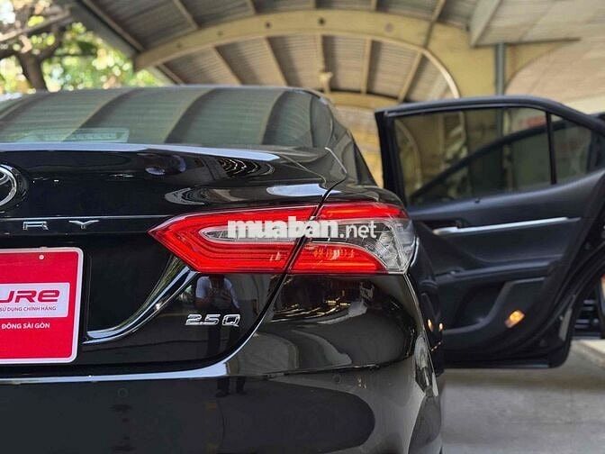 Camry 2019 2.5Q có thương thảo
