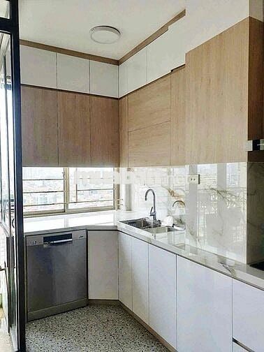 Bán căn hộ cc Đội Nhân, căn góc, 70.3m 2 phòng ngủ, wc, full NT