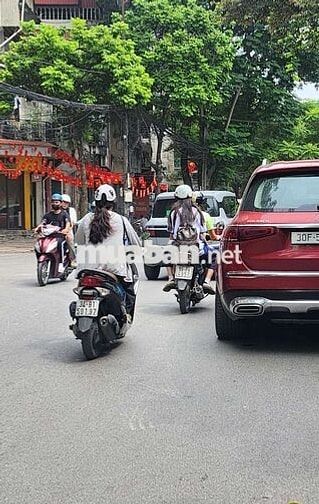 CHÍNH CHỦ BÁN NHANH NHÀ NGUYỄN CÔNG HOAN BA ĐÌNH HN.