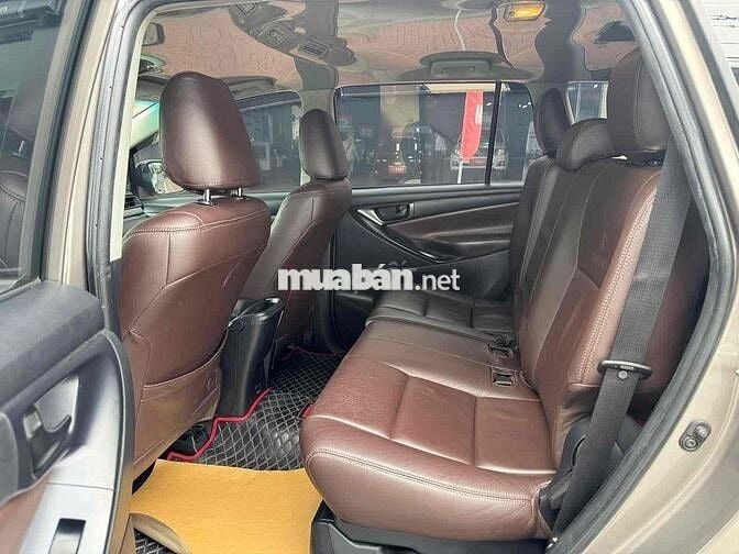 Toyota Innova 2018 2.0E - 115000 km - Giá còn giảm