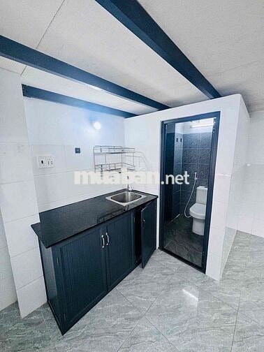 DUPLEX MỚI XÂY Ở ĐƯỢC 4 NGƯỜI 4 XE NGAY GẦN CHỢ THẠCH ĐÀ
