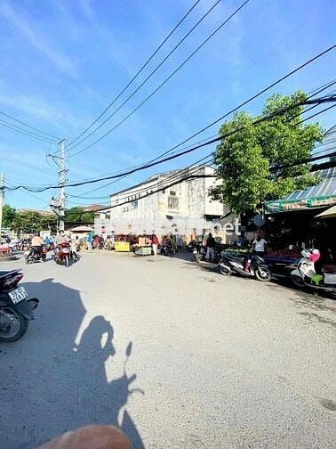 chính chủ nán đất ngay chợ vườn lài apd q12 tphcm đường oto hơn 3tỷ