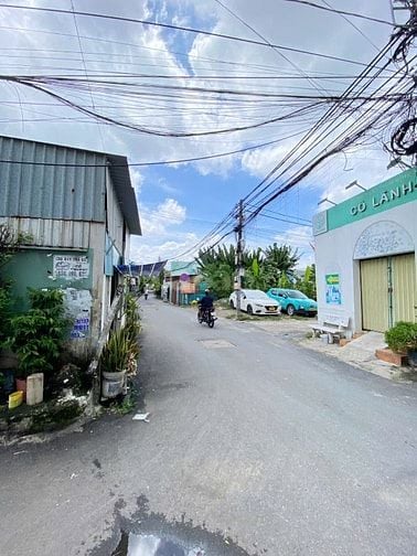 Bán nhà đẹp 4 tầng ngay đường 50 Hiệp Bình Chánh. DTSD 168m2, SHR