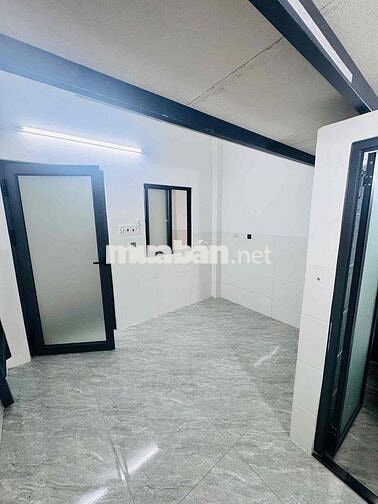 DUPLEX MỚI XÂY Ở ĐƯỢC 4 NGƯỜI 4 XE NGAY GẦN CHỢ THẠCH ĐÀ