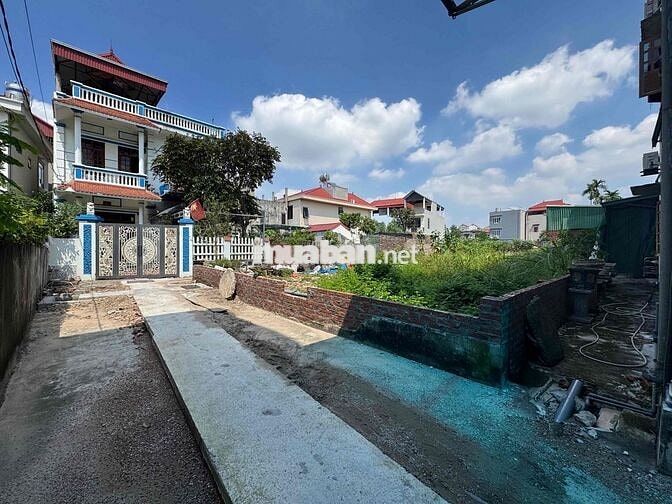 Cần bán mảnh 2 mặt thoáng tại Đoài Nam Hồng Cần bán mảnh 2 mặt thoáng tại Đoài Nam Hồng