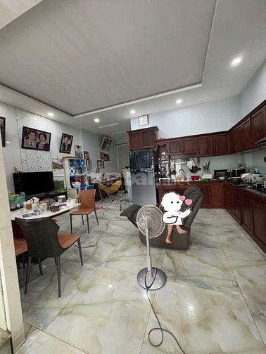 Bán biệt thự dt 192m2 đúc 5 tầng phường Bình Trưng Đông, Q.2 giá 28 tỷ