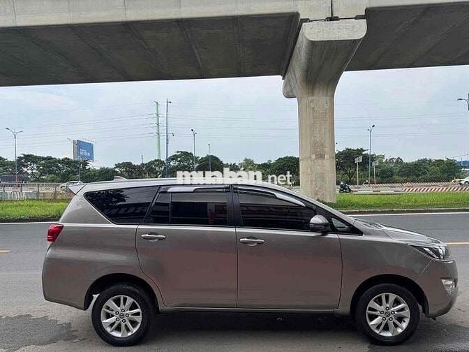 Toyota Innova 2018 2.0E - 115000 km - Giá còn giảm