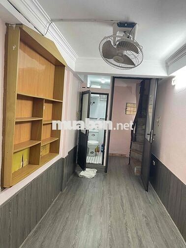 Cho thuê nhà riêng nguyên căn phố Hàng Cháo