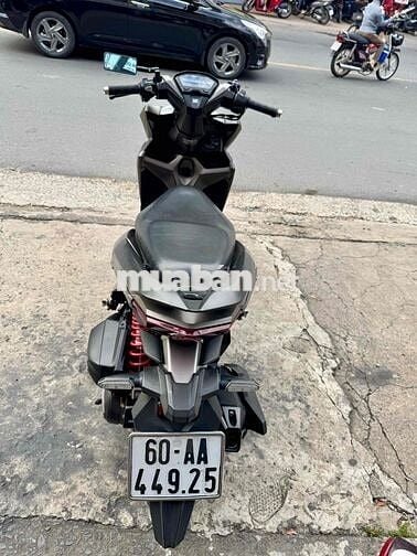 🔴🔴 Vario 150 nâu đen đký 2020 xe đẹp có trả góp