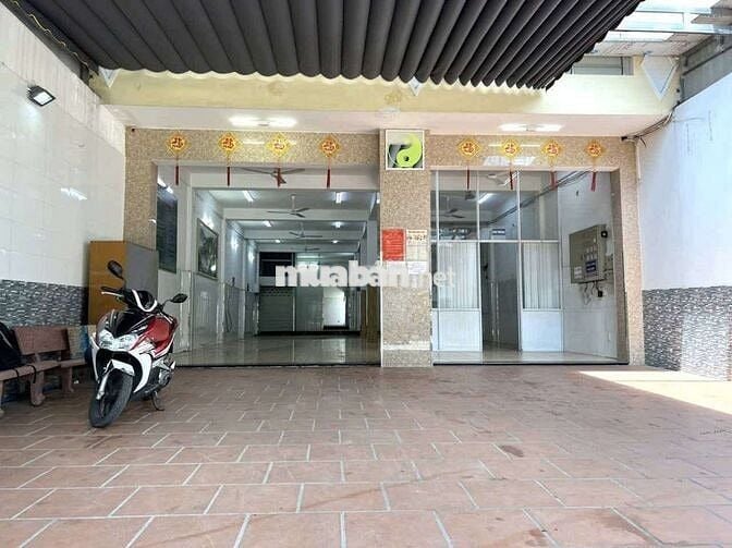 Xưởng cho thuê bà điểm 600m giá 30tr