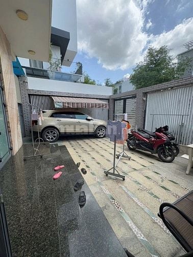Bán biệt thự dt 192m2 đúc 5 tầng phường Bình Trưng Đông, Q.2 giá 28 tỷ