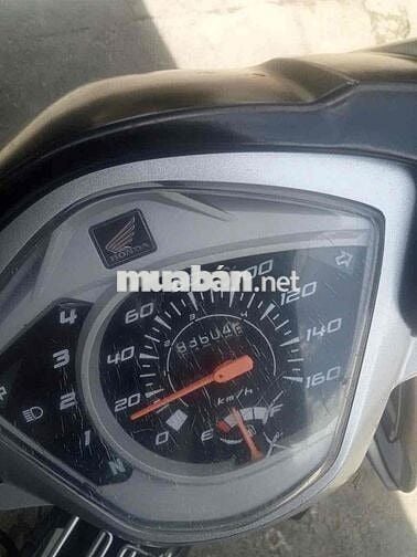 Xe số Honda Wave RSX màu bạc đen